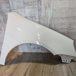 VW GOLF MK5 2004-2009 DRIVER SIDE WING PANEL WHITE COLOUR